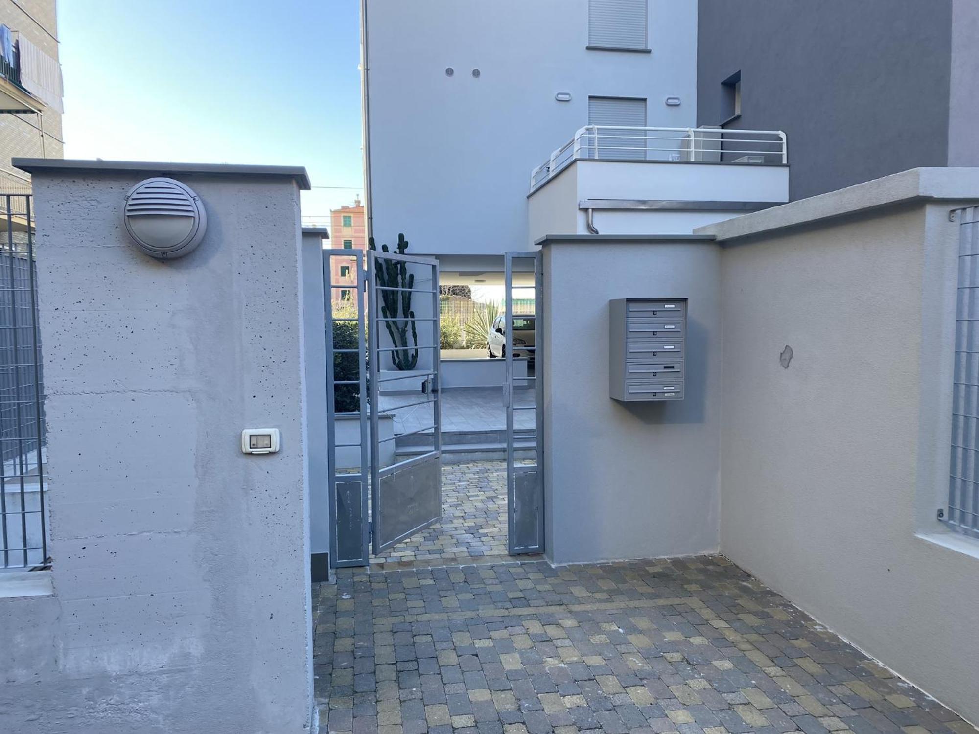 Attico Fronte Mare Residenza Matilde Apartment Chiavari Exterior photo
