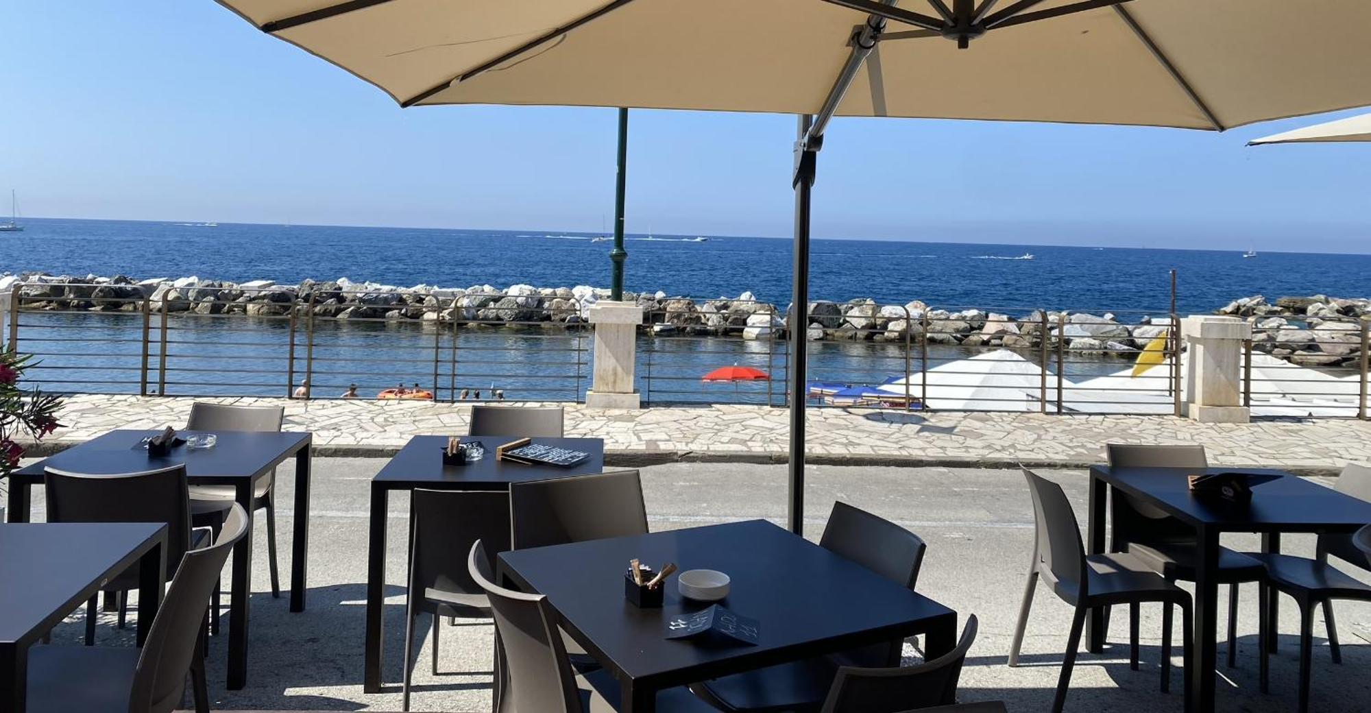 Attico Fronte Mare Residenza Matilde Apartment Chiavari Exterior photo