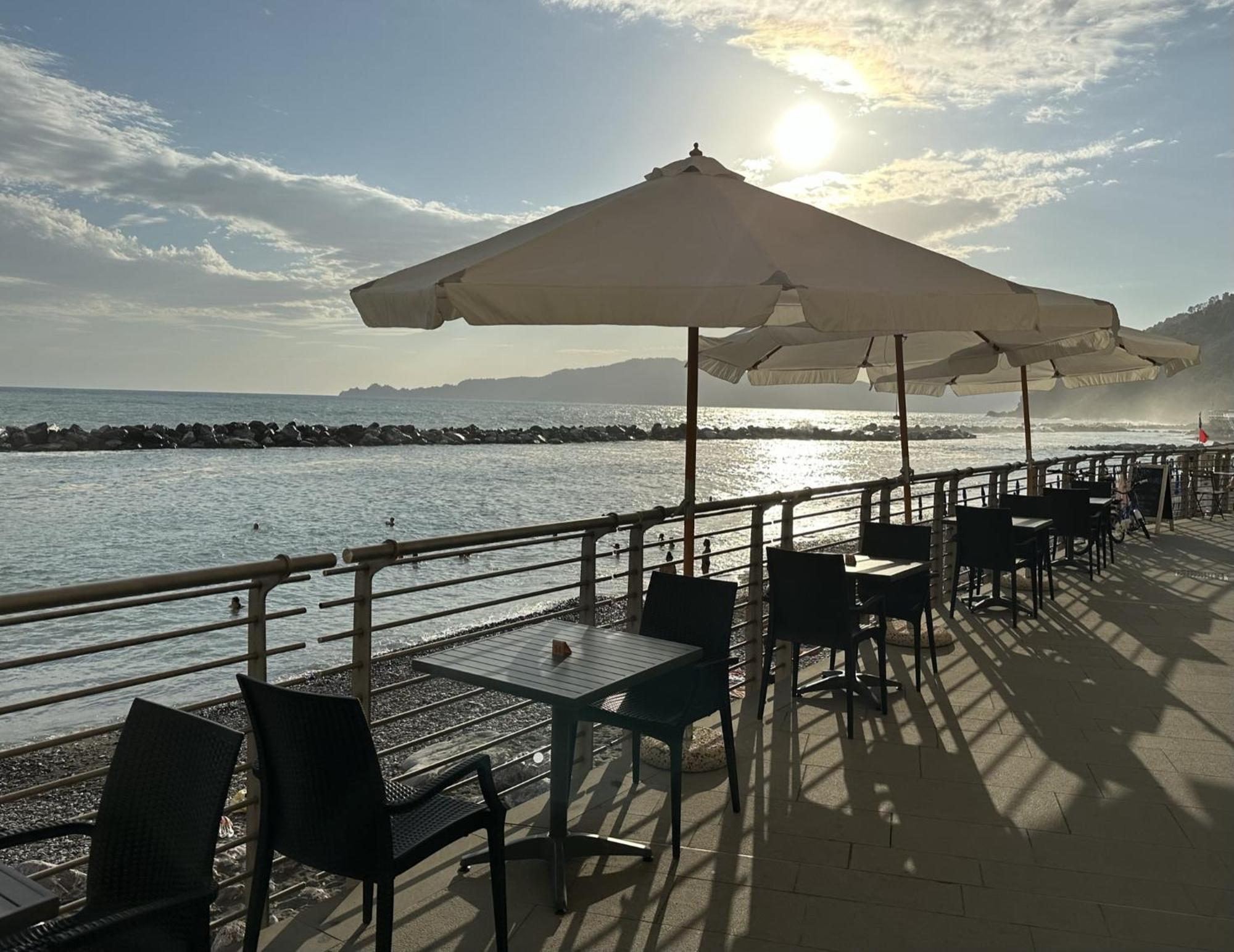 Attico Fronte Mare Residenza Matilde Apartment Chiavari Exterior photo
